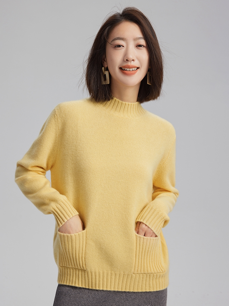 Women Cashmere Half Turtleneck Sweater with Pockets