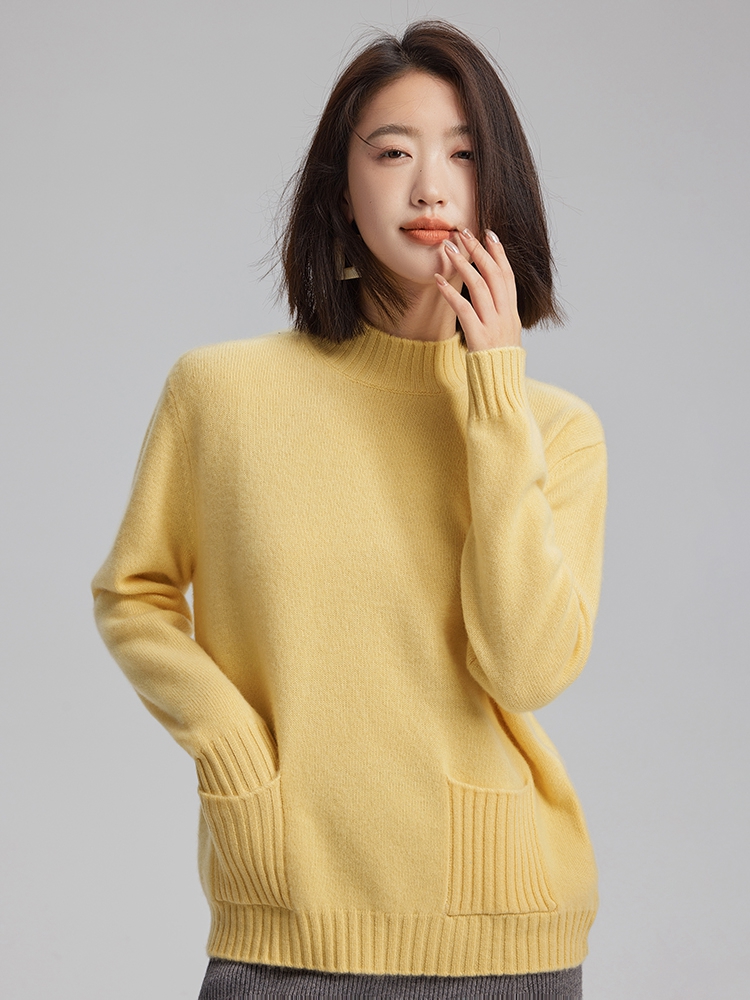 Women Cashmere Half Turtleneck Sweater with Pockets