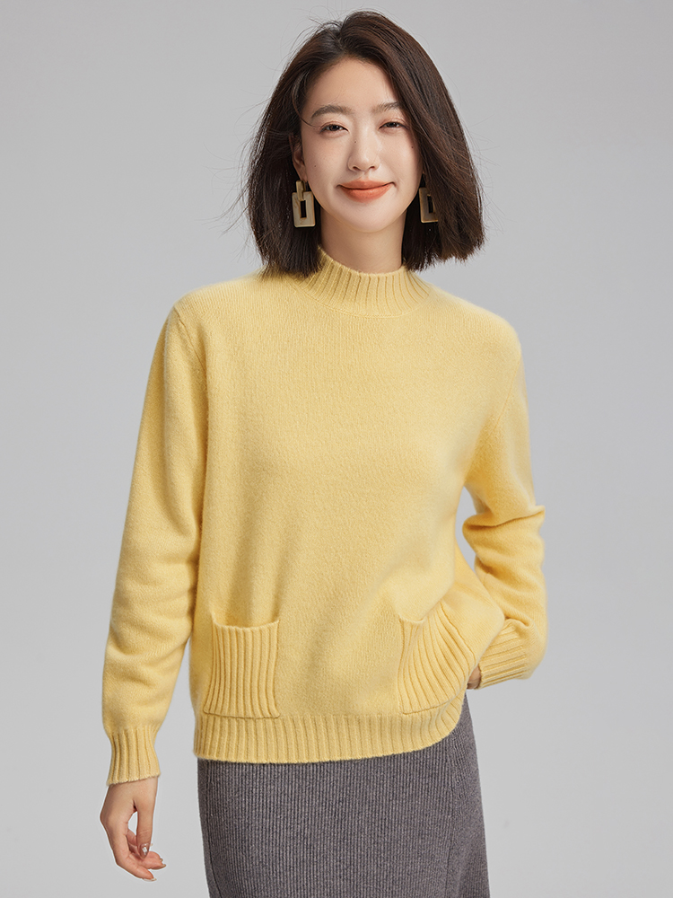 Women Cashmere Half Turtleneck Sweater with Pockets