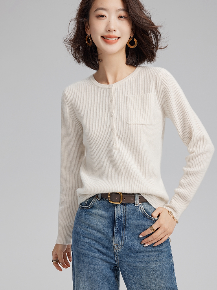 Women Cashmere Roud Neck Ribbed Sweater with Half Buttons